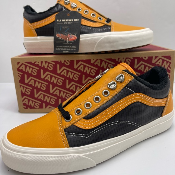Vans Men’s Old Skool All Weather Mte
(Mte) Apricot/Black Sneakers
VN0A348F2NF - Picture 14 of 16
